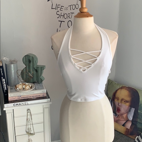 Express// crop top size xs - Picture 2 of 9